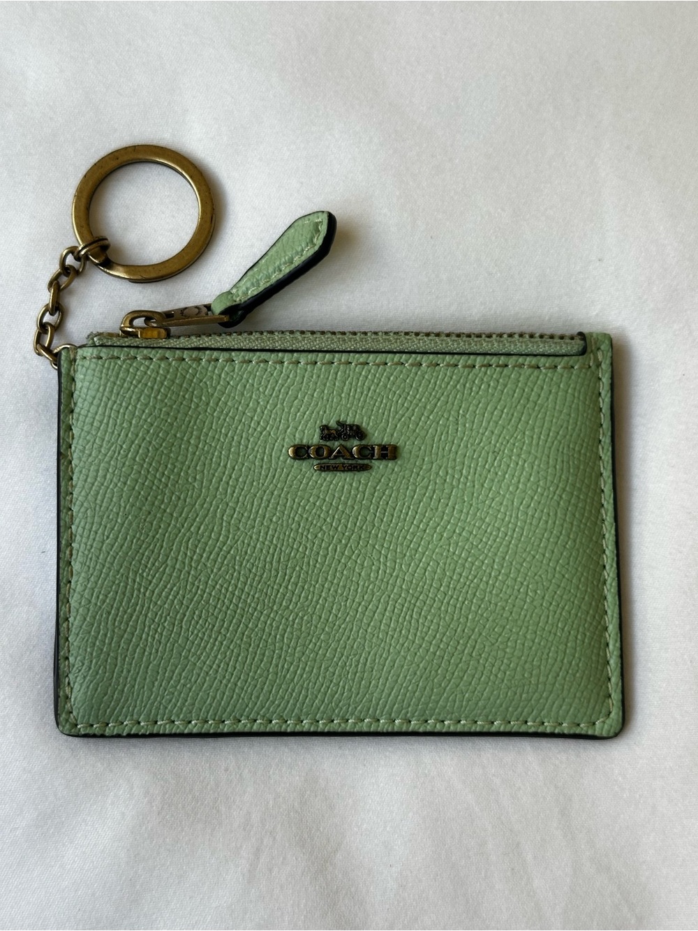 COACH Mini Skinny ID Case Pistachio Green Leather Zip Coin Purse Card Holder